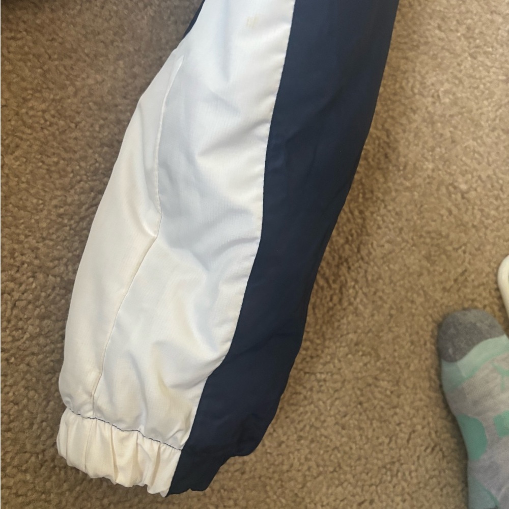 Nike Navy and White Hooded Puffer Jacket with Penn State Logos - Picture 3 of 6